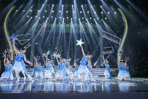 擁抱2021，我們踏歌而行 富陽區(qū)中小學(xué)生藝術(shù)節(jié)精品迎新匯演暨抗疫表彰會圓滿落幕